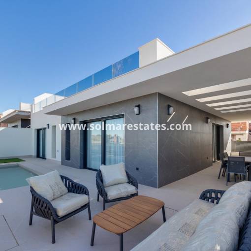 Villa independiente - Nueva construcción  - Torrevieja - Sector 25