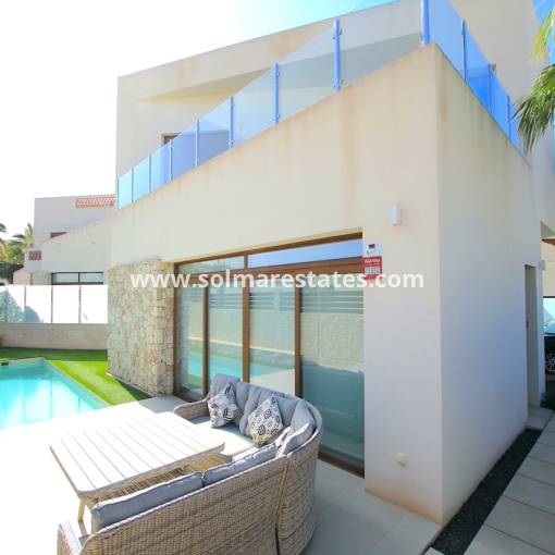 Villa independiente - Venta - Benijofar - R-32658
