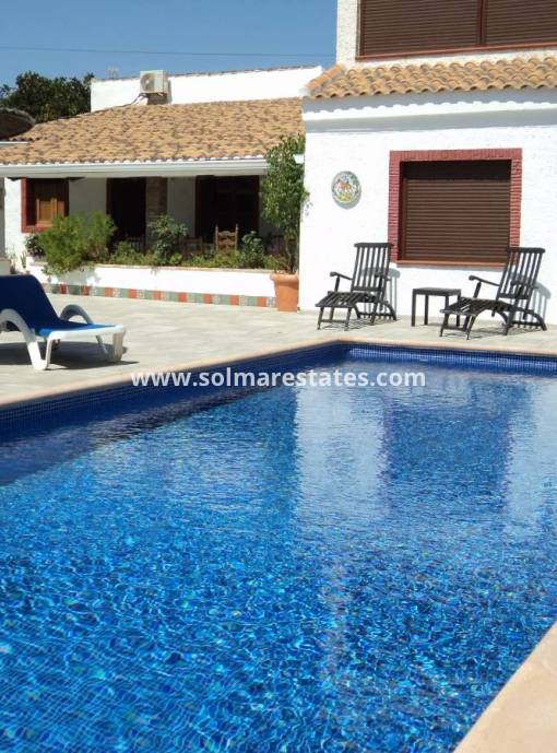 Villa independiente - Venta - Cabo Roig - Lomas de Cabo Roig