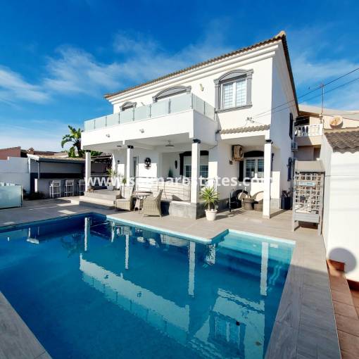 Villa independiente - Venta - Cabo Roig - R-81468