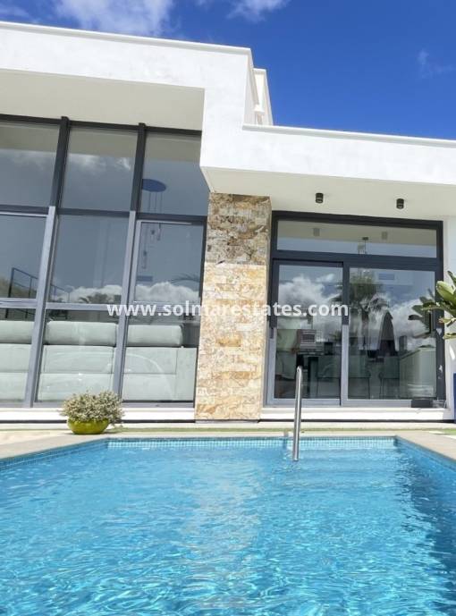 Villa independiente - Venta - Ciudad Quesada - Dona Pepa