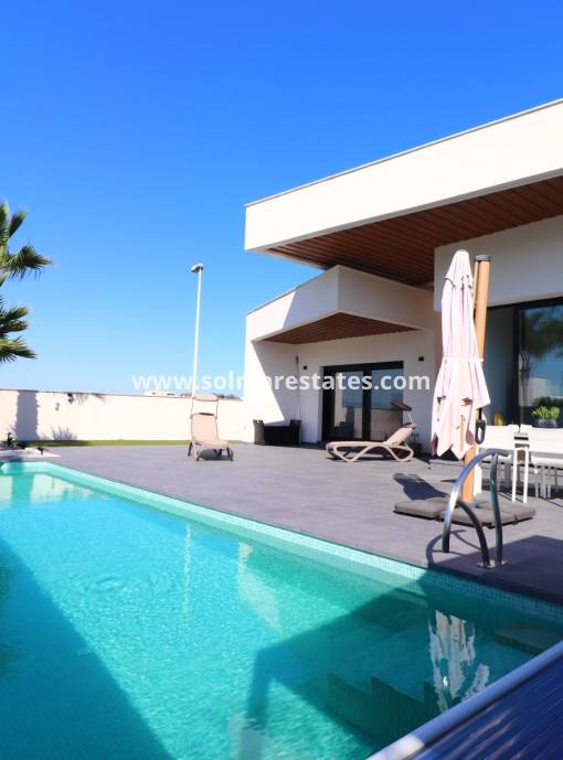 Villa independiente - Venta - Formentera Del Segura - Fincas de La Vega