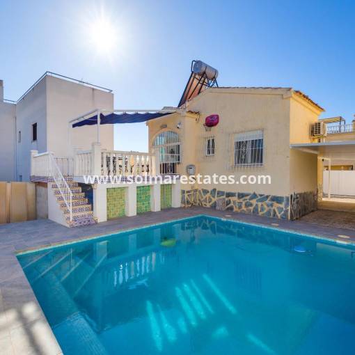 Villa independiente - Venta - La Marina - La Marina