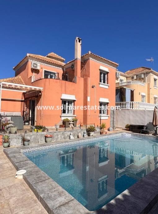 Villa independiente - Venta - Villamartin - El Galan