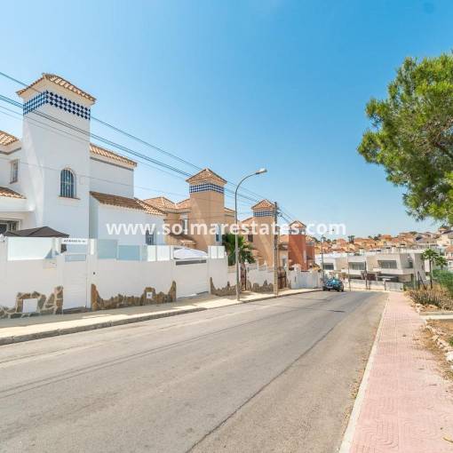 Villa independiente - Venta - Villamartin - El Galan