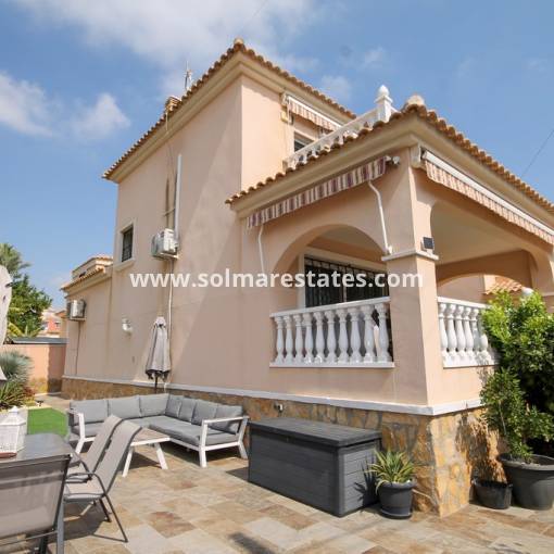Villa independiente - Venta - Villamartin - El Galan