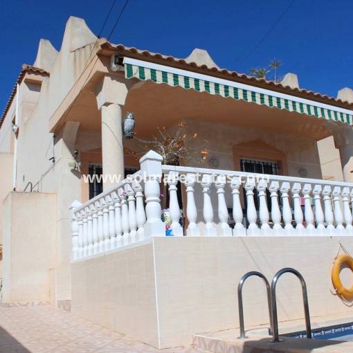 Villa independiente - Venta - Villamartin - R-21286