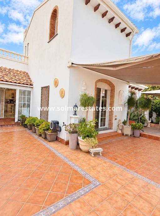 Villa independiente - Venta - Villamartin - Rioja