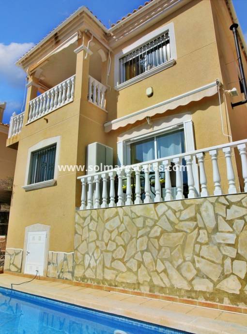 Villa independiente - Venta - Villamartin - Villamartin