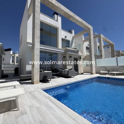 Villa individuelle - Resale - Cabo Roig - R-58557