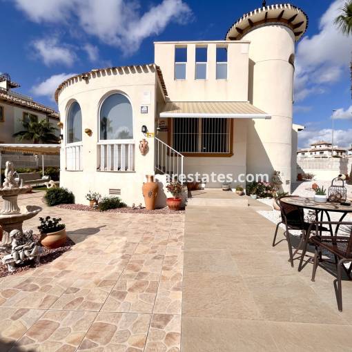 Villa individuelle - Resale - Cabo Roig - R-76455