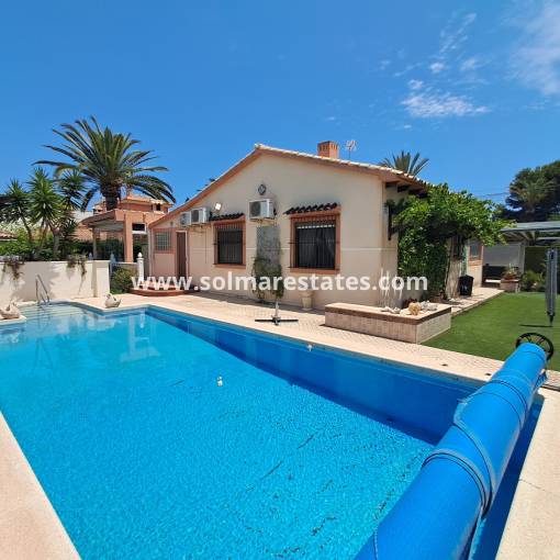 Villa individuelle - Resale - Cabo Roig - R11648