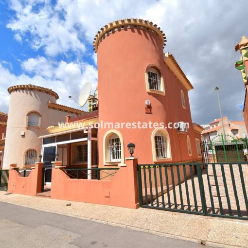 Villa individuelle - Resale - Playa Flamenca - R-53283