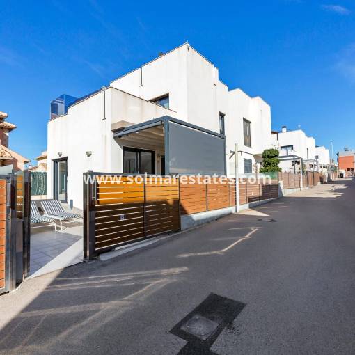 Villa individuelle - Resale - Torrevieja - Nueva Torrevieja