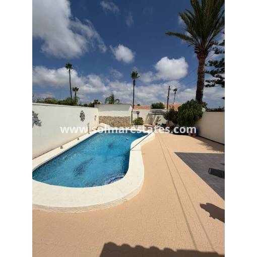 Vrijstaande Villa - Resale - Campoamor - Lomas de Don Juan