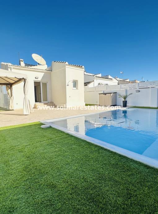 Vrijstaande Villa - Resale - Torrevieja - San Luis