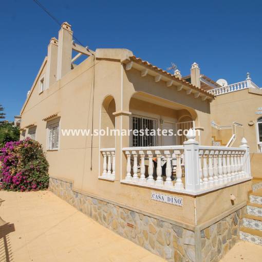 Vrijstaande Villa - Resale - Villamartin - Blue Lagoon