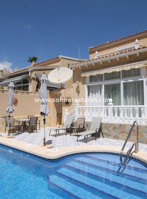 Vrijstaande Villa - Resale - Villamartin - Blue Lagoon