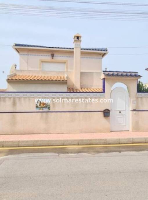 Vrijstaande Villa - Resale - Villamartin - Blue Lagoon