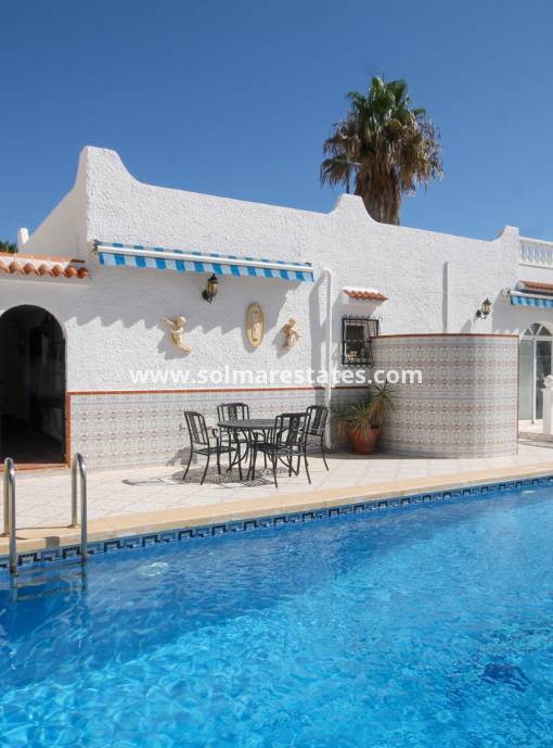 Vrijstaande Villa - Resale - Villamartin - Blue Lagoon