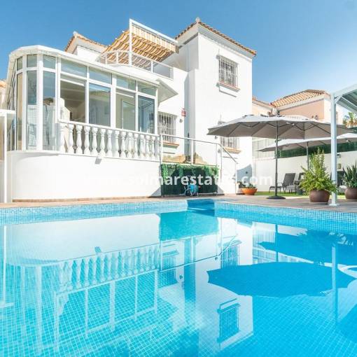 Vrijstaande Villa - Resale - Villamartin - El Galan