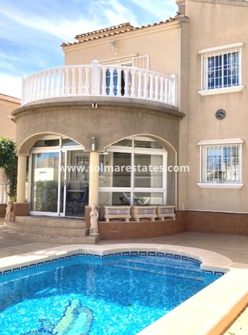 Vrijstaande Villa - Resale - Villamartin - El Galan