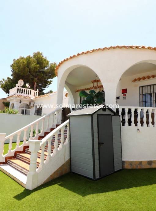 Vrijstaande Villa - Resale - Villamartin - El Presidente