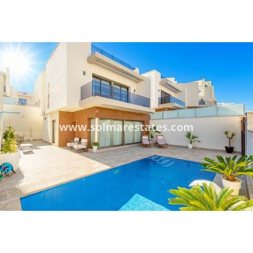 Vrijstaande Villa - Resale - Villamartin - PAU 26