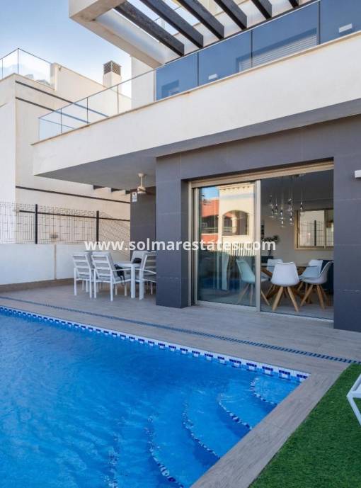 Vrijstaande Villa - Resale - Villamartin - PAU 26