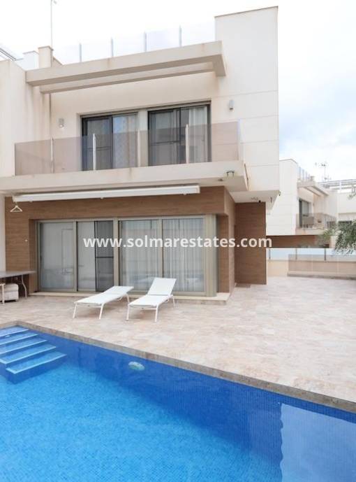 Vrijstaande Villa - Resale - Villamartin - PAU 26