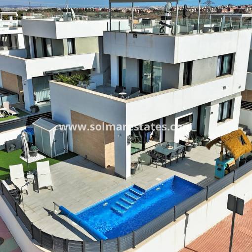 Vrijstaande Villa - Resale - Villamartin - PAU 26