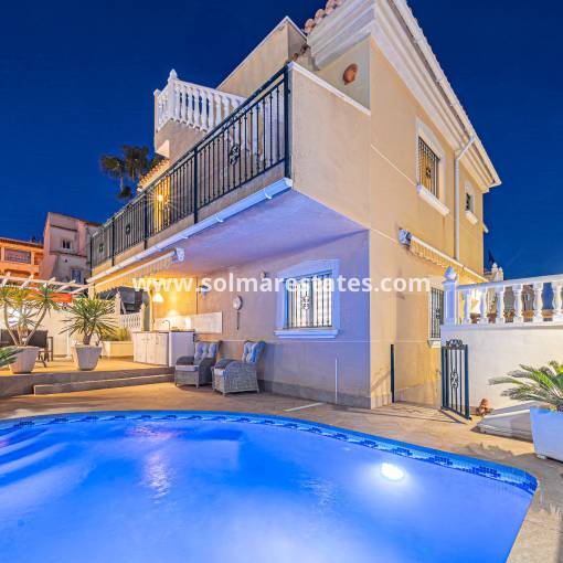 Vrijstaande Villa - Resale - Villamartin - R-51743