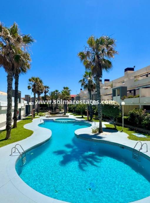Wohnung - Resale - La Mata - 1st Line to the Sea 