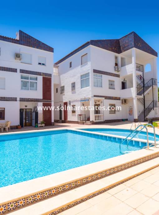 Wohnung - Resale - Punta Prima - Beachside