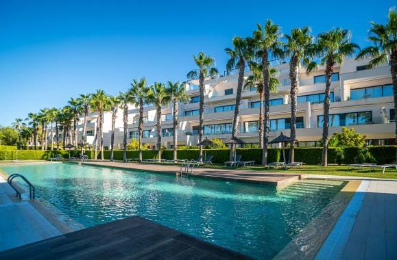 Las Colinas Golf & Country Club