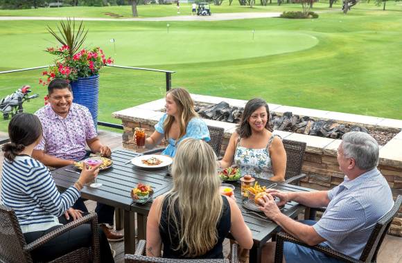 Las Colinas Golf & Country Club