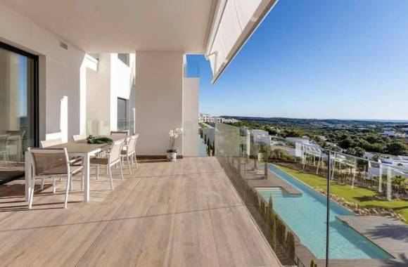 Las Colinas Golf & Country Club