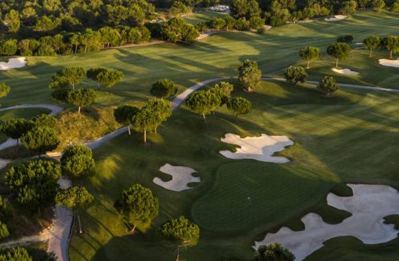 Las Colinas Golf & Country Club