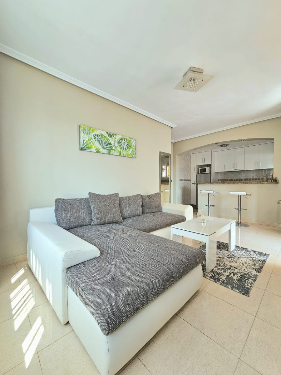 Villa in La Zenia - Image 5