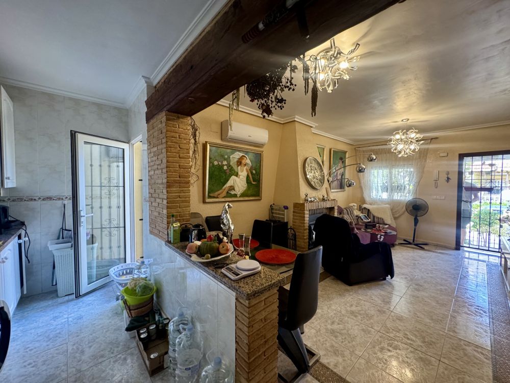 House in Punta Prima - Image 4