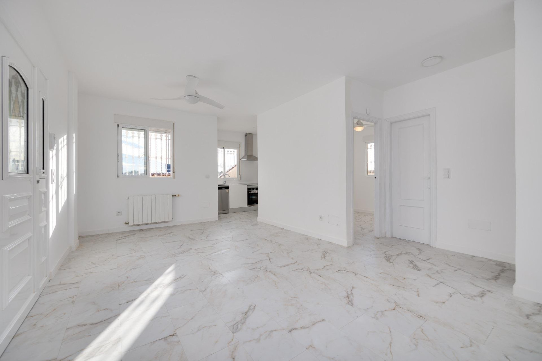 Villa in Playa Flamenca - Image 2