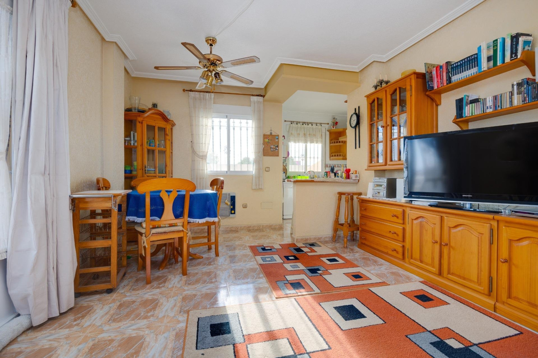 Villa in Playa Flamenca - Image 4