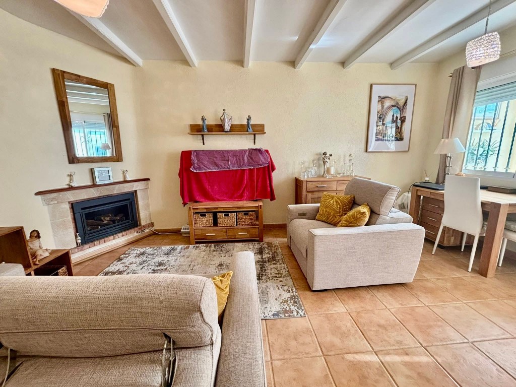 House in Villamartin - Image 2